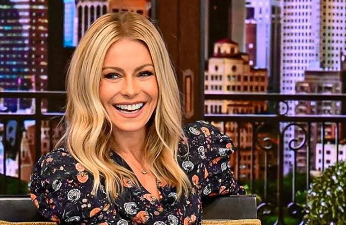 Kelly Ripa Net Worth